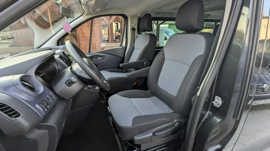 OPEL Vivaro -