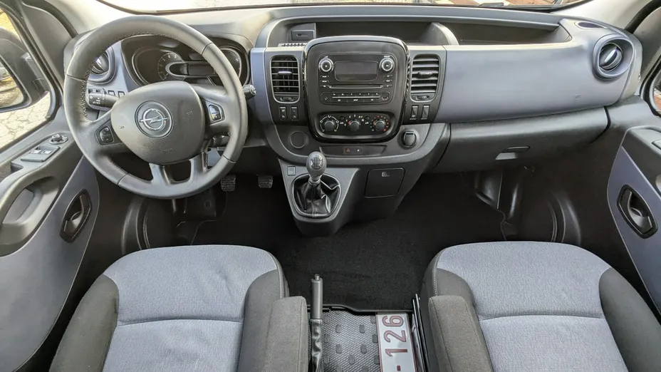 OPEL Vivaro -