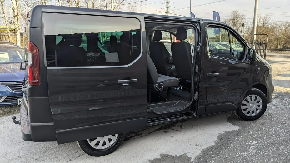 OPEL Vivaro -