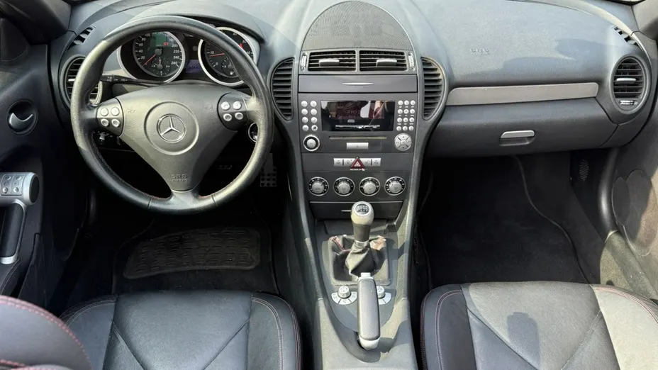 MERCEDES-BENZ SLK -