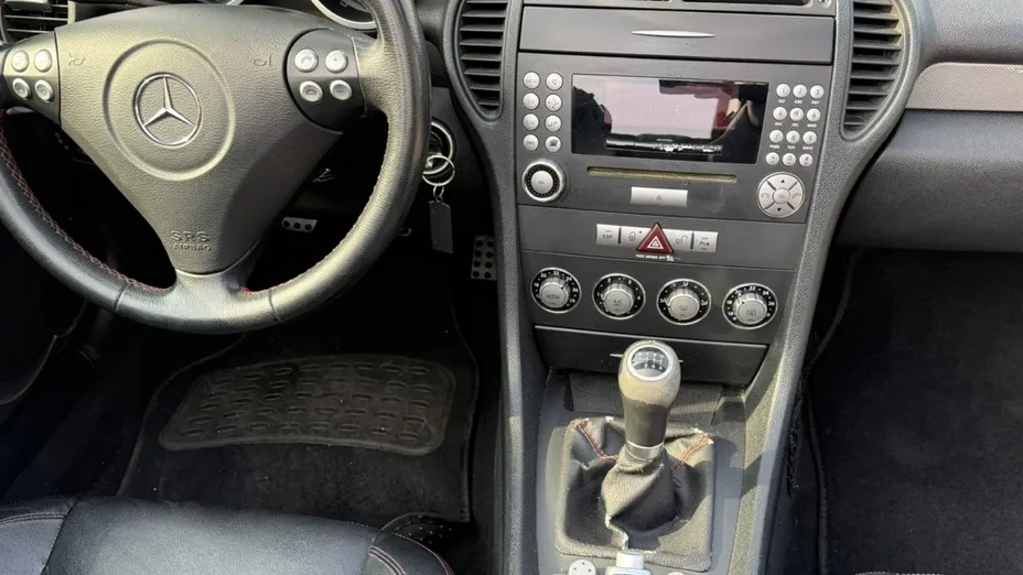 MERCEDES-BENZ SLK -