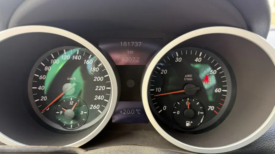MERCEDES-BENZ SLK -