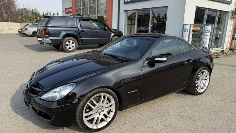 MERCEDES-BENZ SLK -