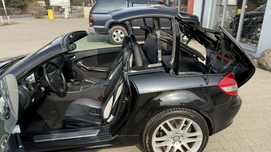 MERCEDES-BENZ SLK -