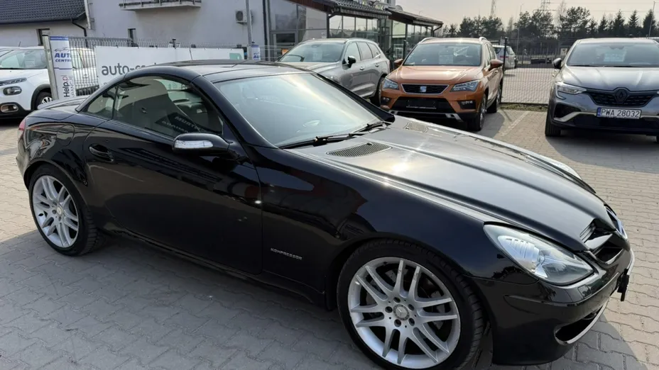 MERCEDES-BENZ SLK -