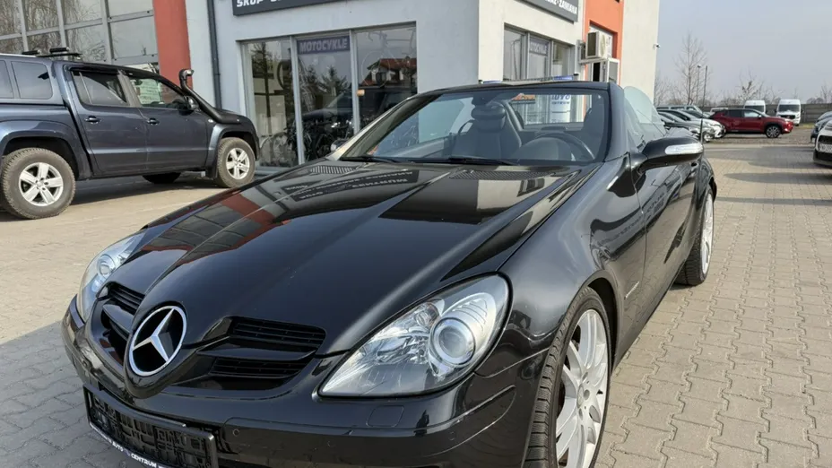 MERCEDES-BENZ SLK -