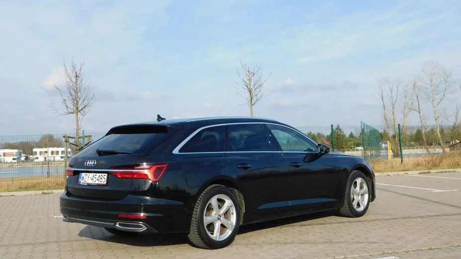 AUDI A6 Avant -