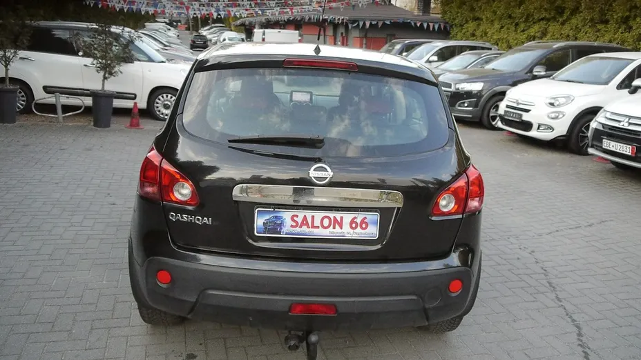 NISSAN Qashqai -