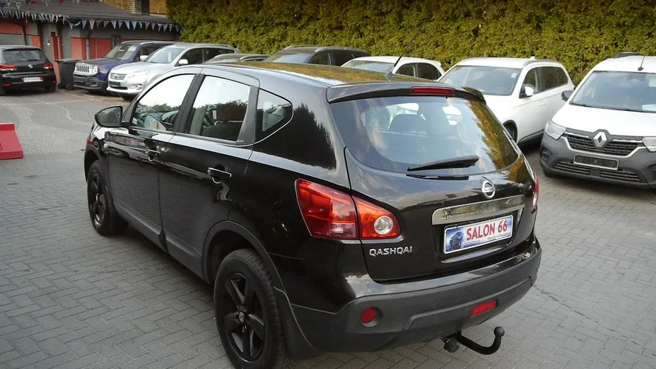 NISSAN Qashqai -