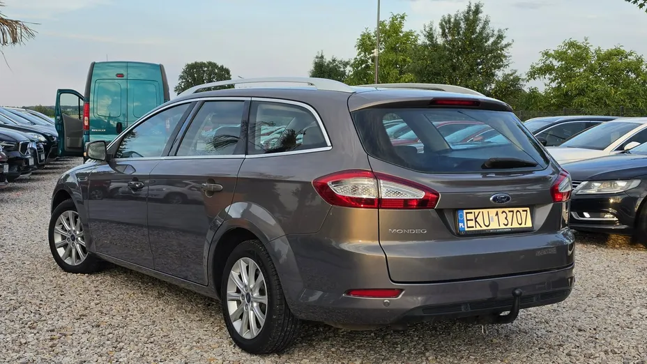 FORD Mondeo -