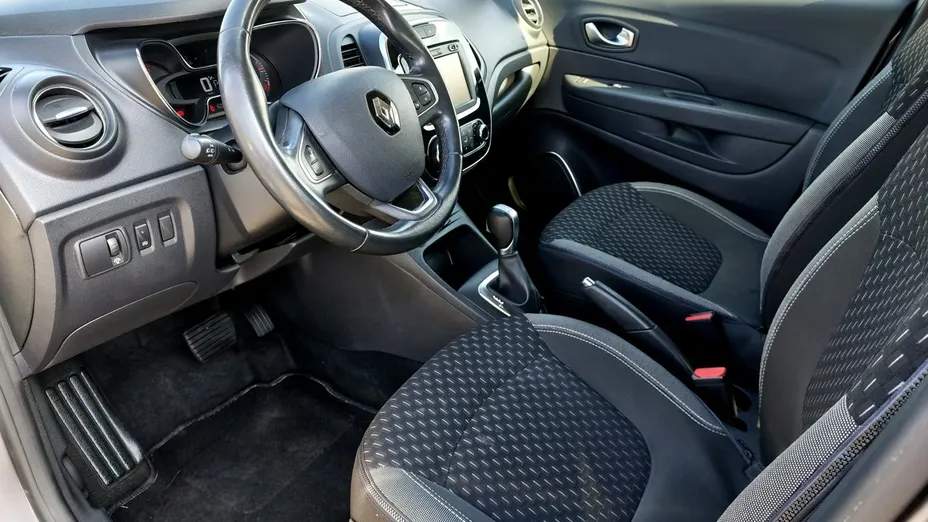 RENAULT Captur -