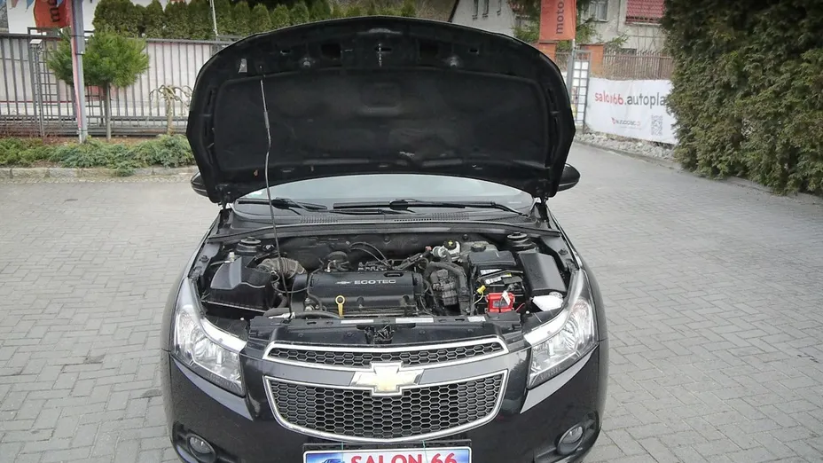 CHEVROLET Cruze -