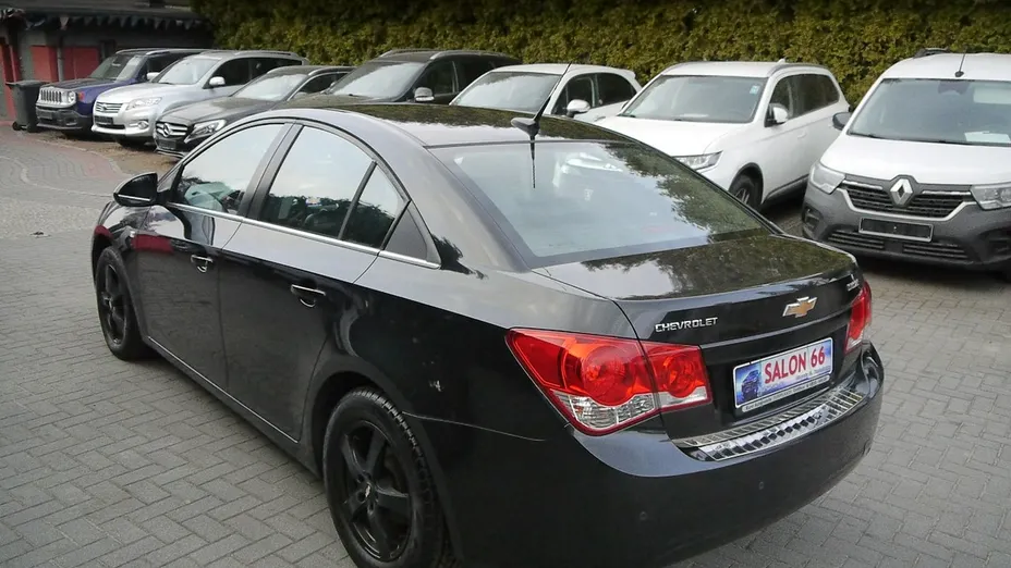 CHEVROLET Cruze -