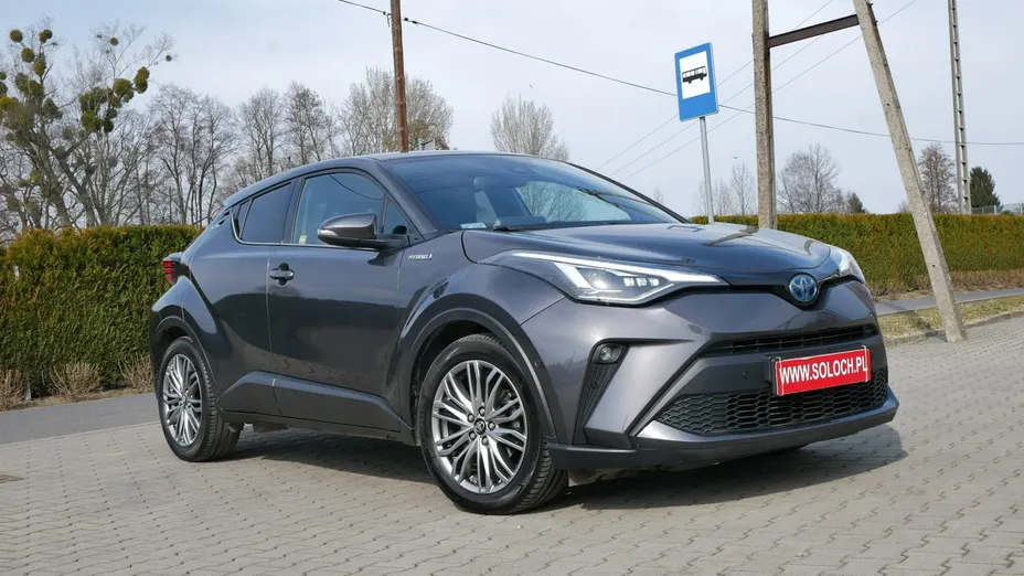 TOYOTA C-HR -