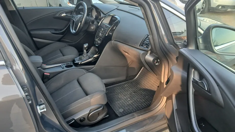 OPEL Astra -