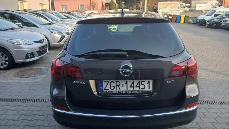 OPEL Astra -