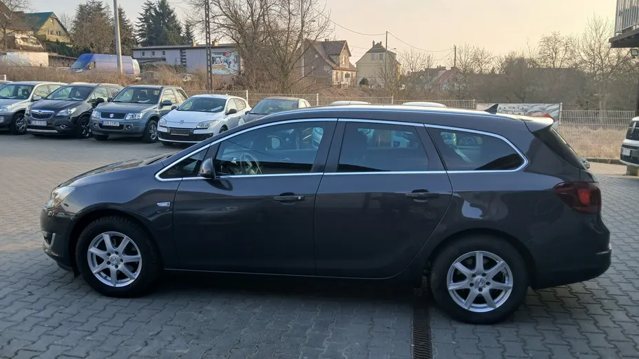 OPEL Astra -