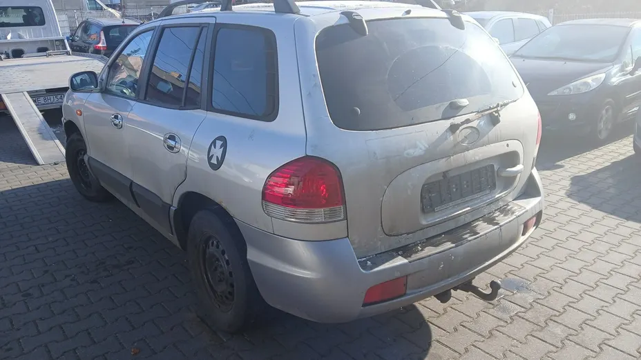 HYUNDAI Santa Fe -
