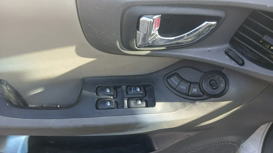 HYUNDAI Santa Fe -