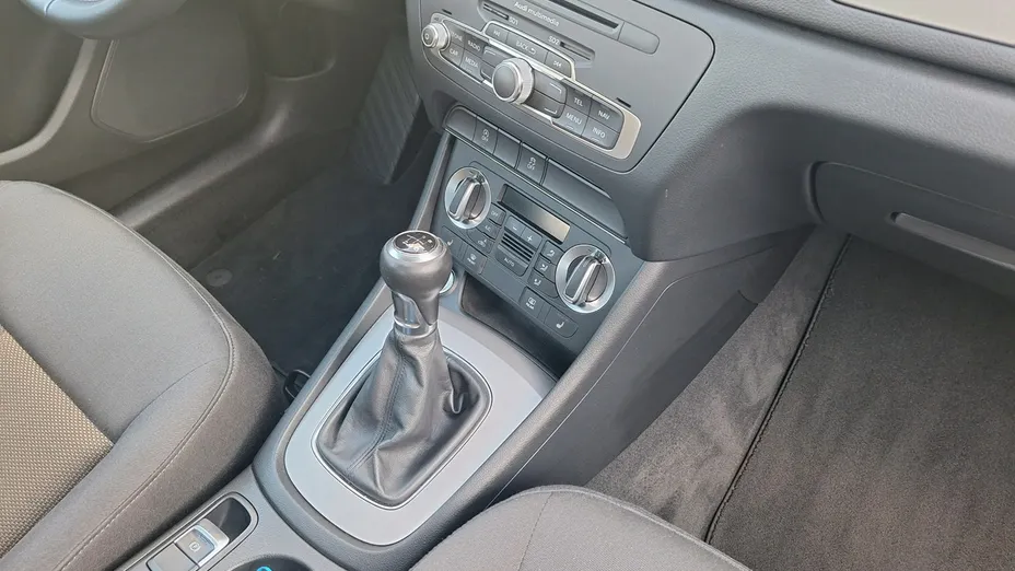AUDI Q3 -