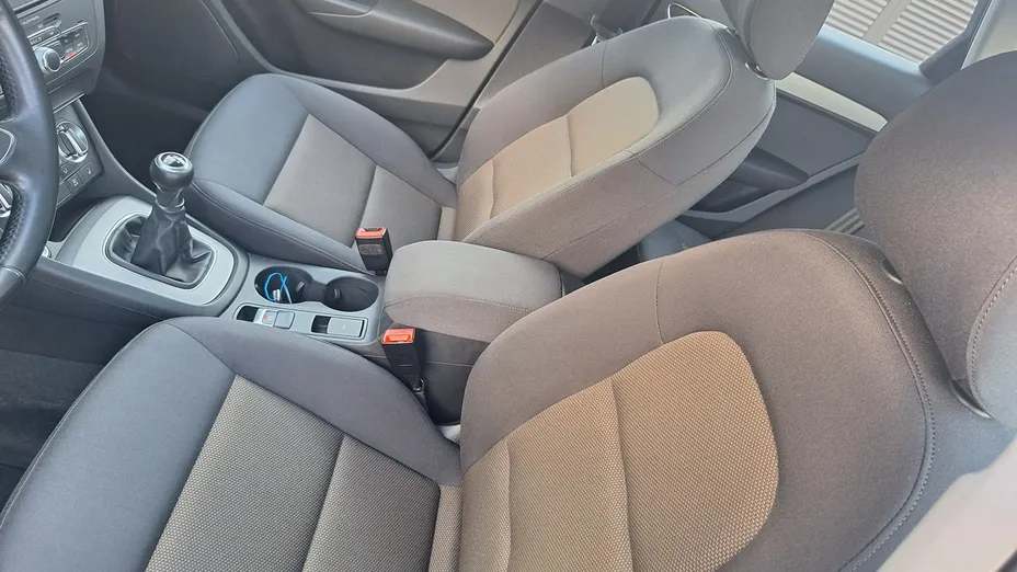 AUDI Q3 -