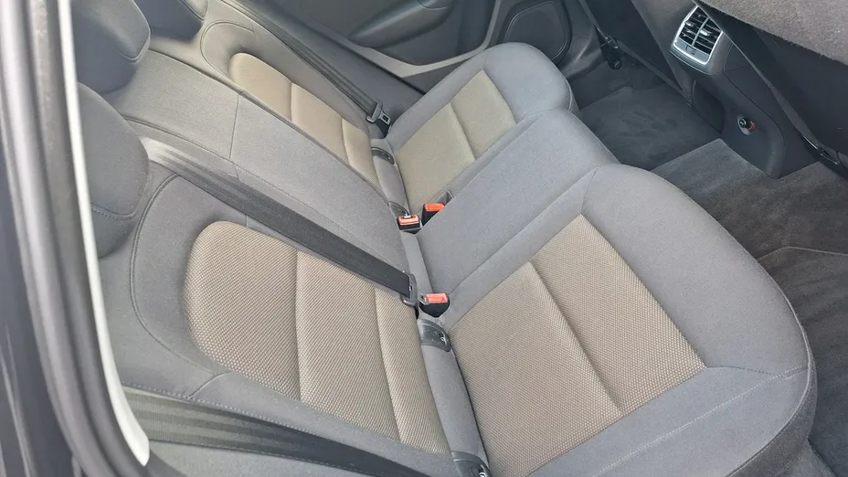AUDI Q3 -
