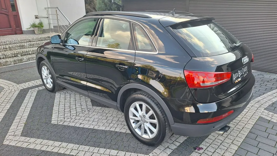 AUDI Q3 -
