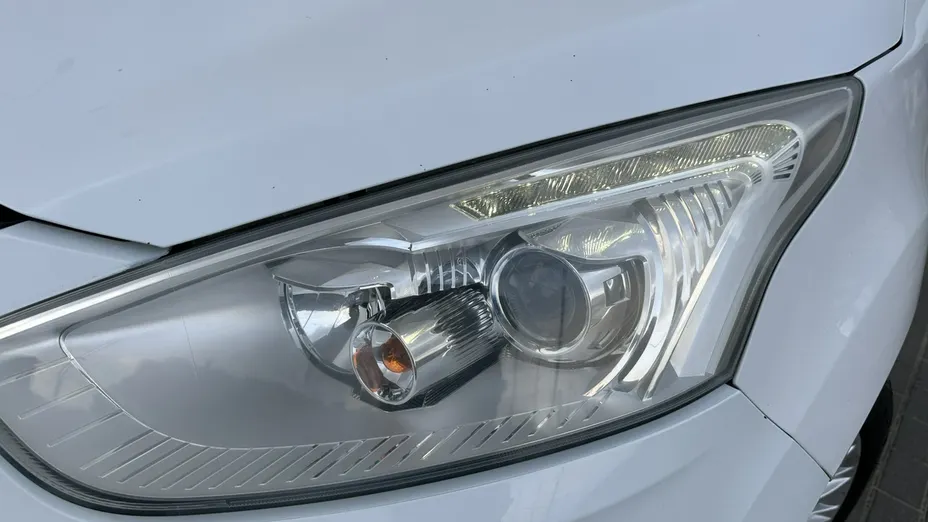 FORD B-MAX -