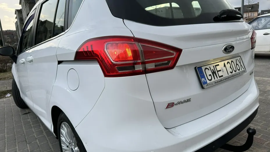 FORD B-MAX -