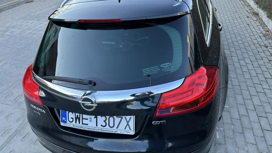 OPEL Insignia -