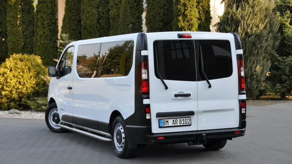 RENAULT Trafic -