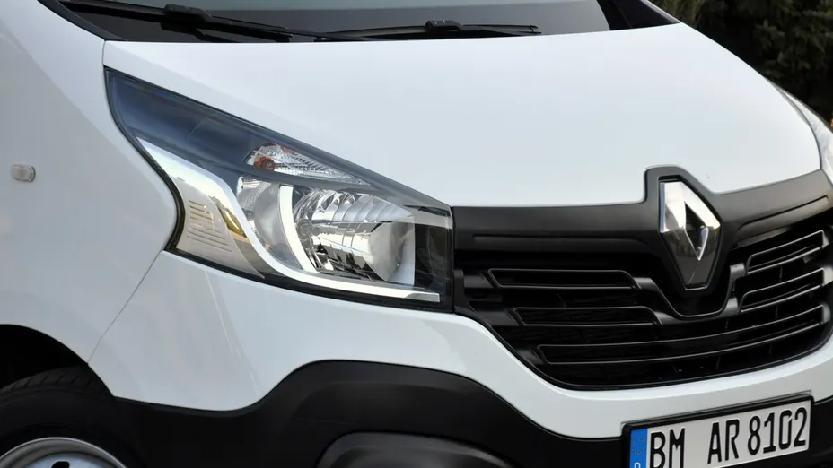 RENAULT Trafic -