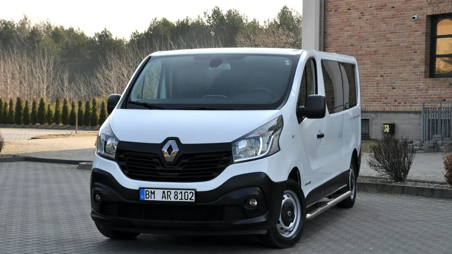 RENAULT Trafic -