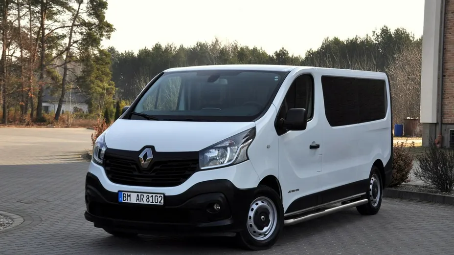 RENAULT Trafic -