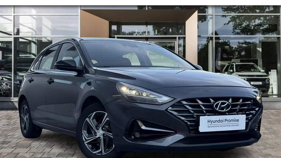 HYUNDAI i30 -