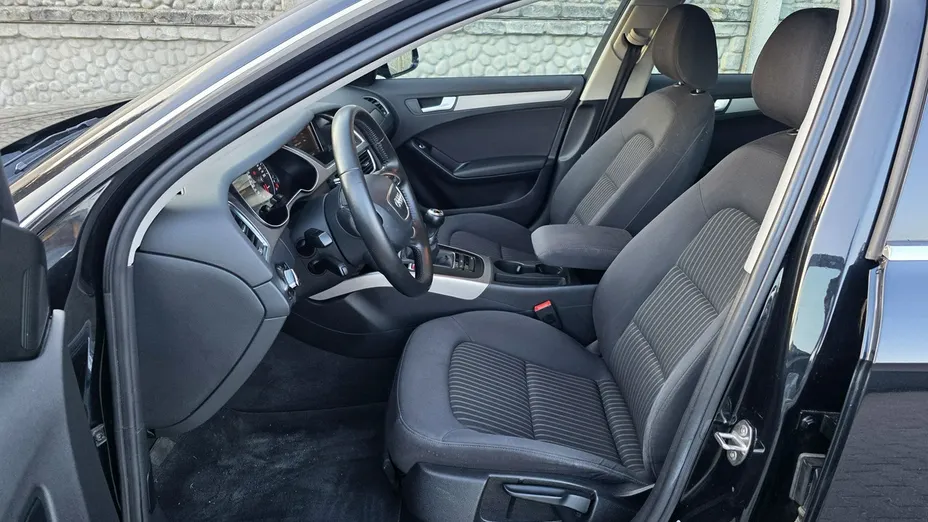 AUDI A4 -