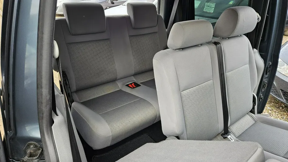 VOLKSWAGEN Caddy -