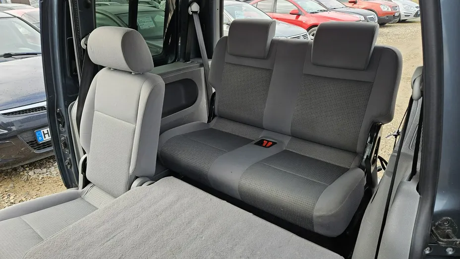 VOLKSWAGEN Caddy -