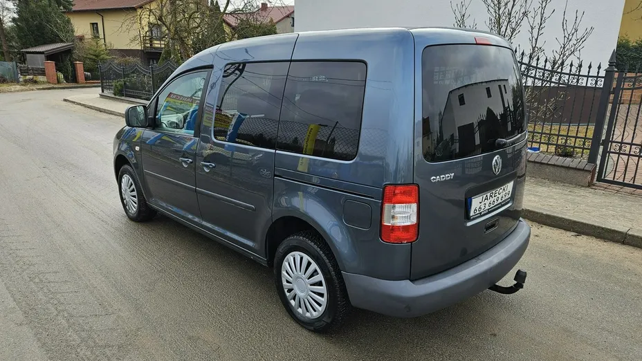 VOLKSWAGEN Caddy -
