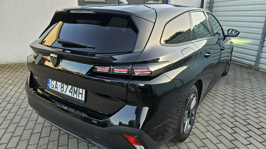 PEUGEOT 308 -