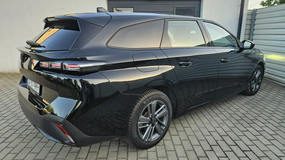 PEUGEOT 308 -