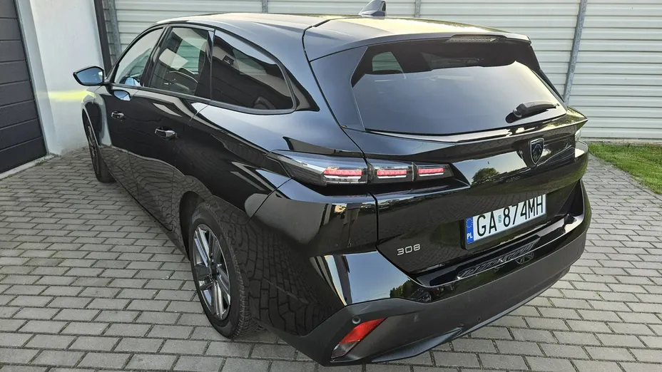 PEUGEOT 308 -
