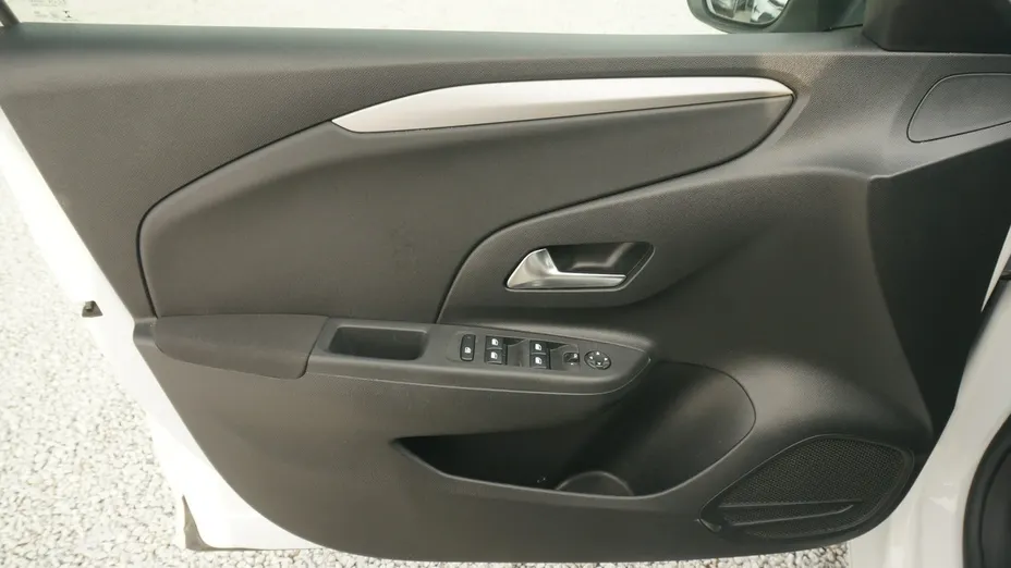 OPEL Corsa -
