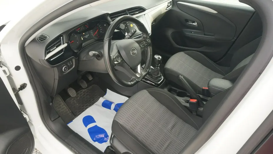 OPEL Corsa -