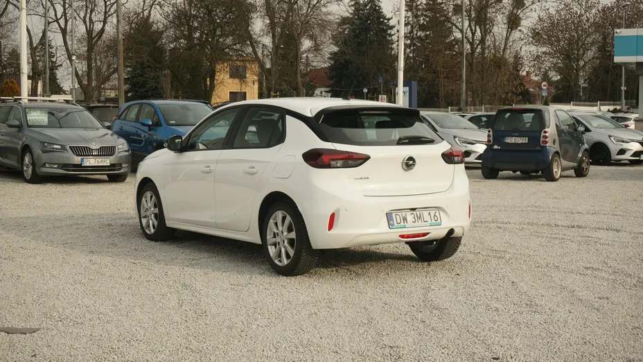 OPEL Corsa -