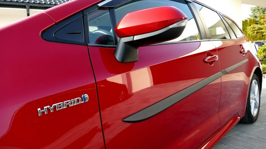 TOYOTA Corolla -