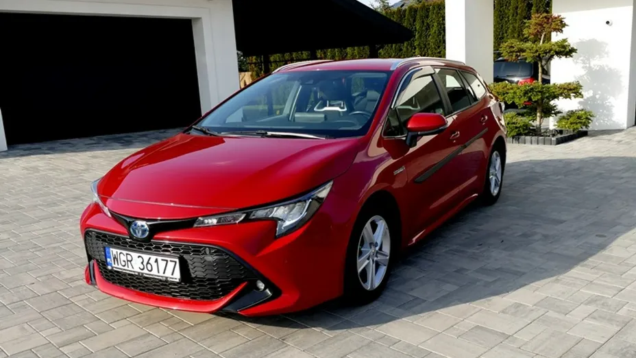 TOYOTA Corolla -