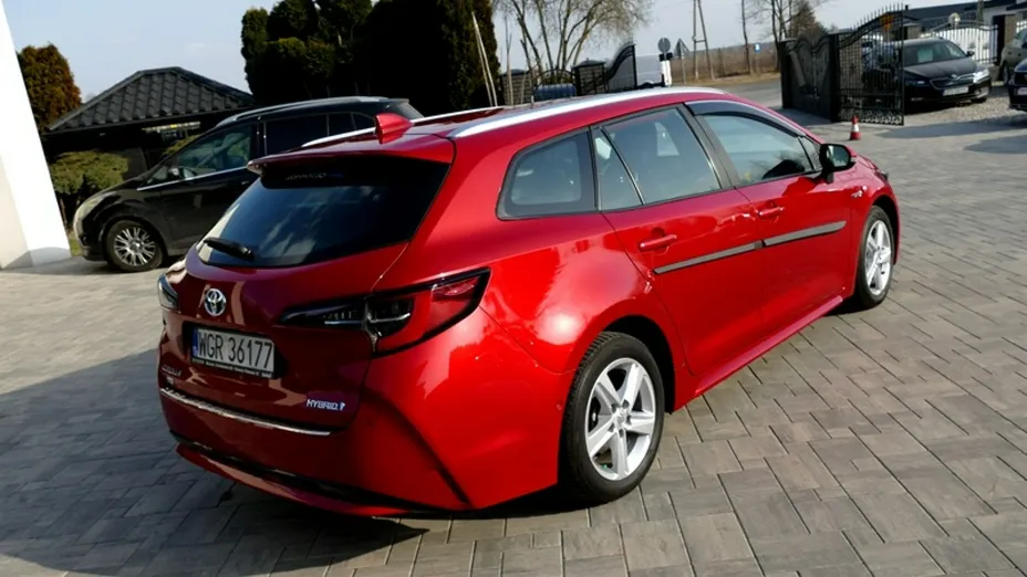 TOYOTA Corolla -