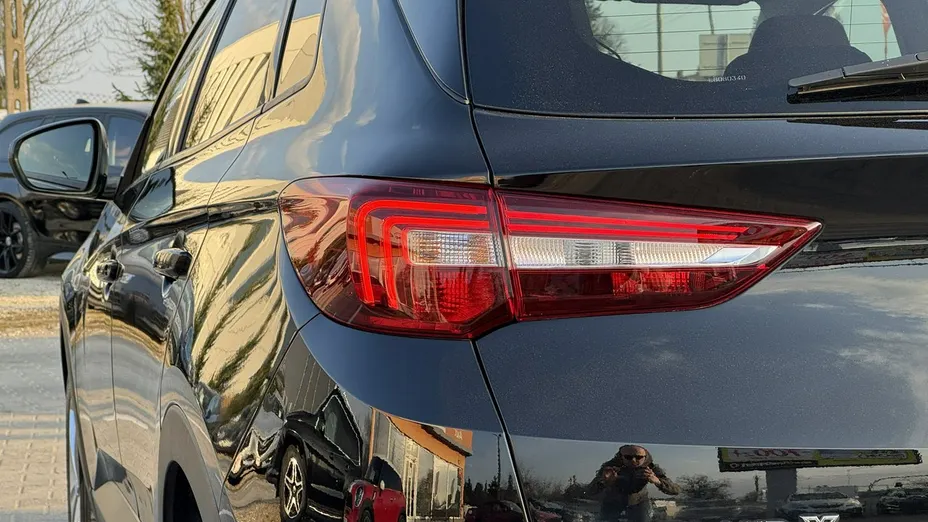 OPEL Grandland X -