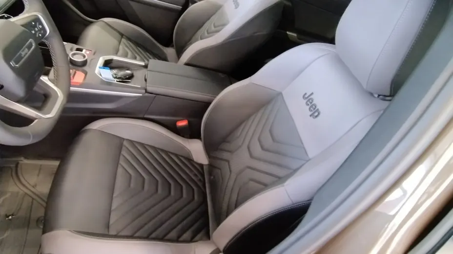 JEEP Compass -
